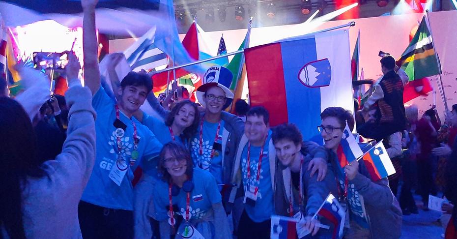 Slovenska ekipa na opening ceremony-ji