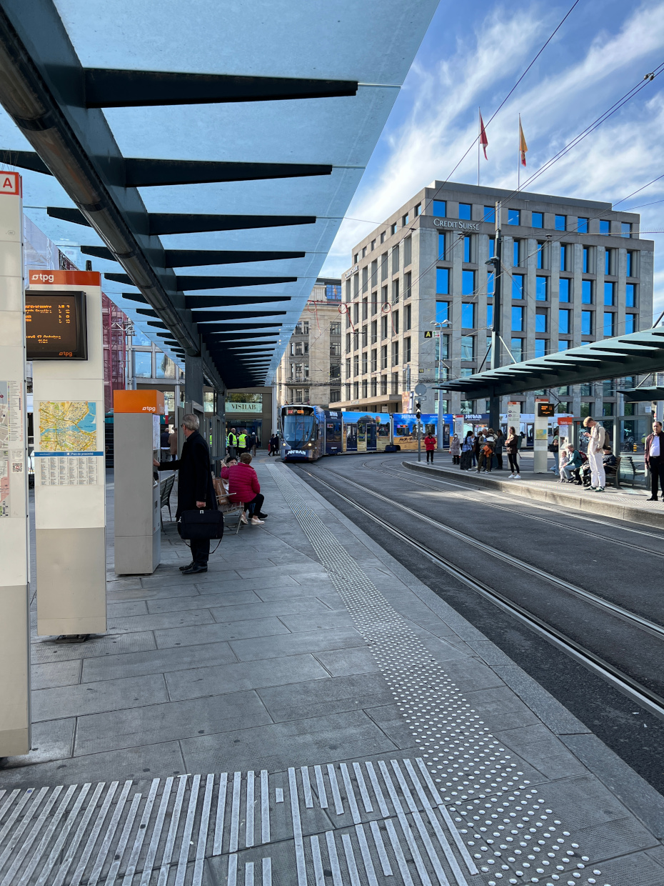 Centralna postaja tramvajev v Ženevi